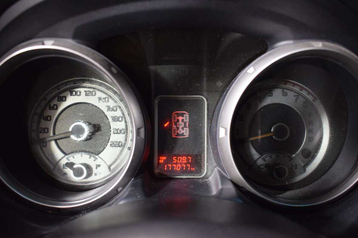 Купить Mitsubishi Pajero, 2014, 177 000 км, фото №16