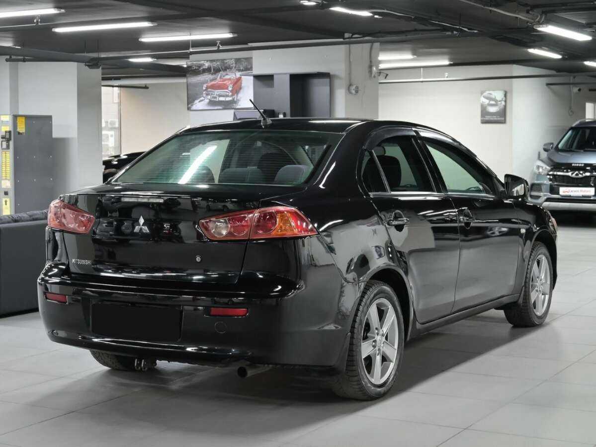 Mitsubishi Lancer