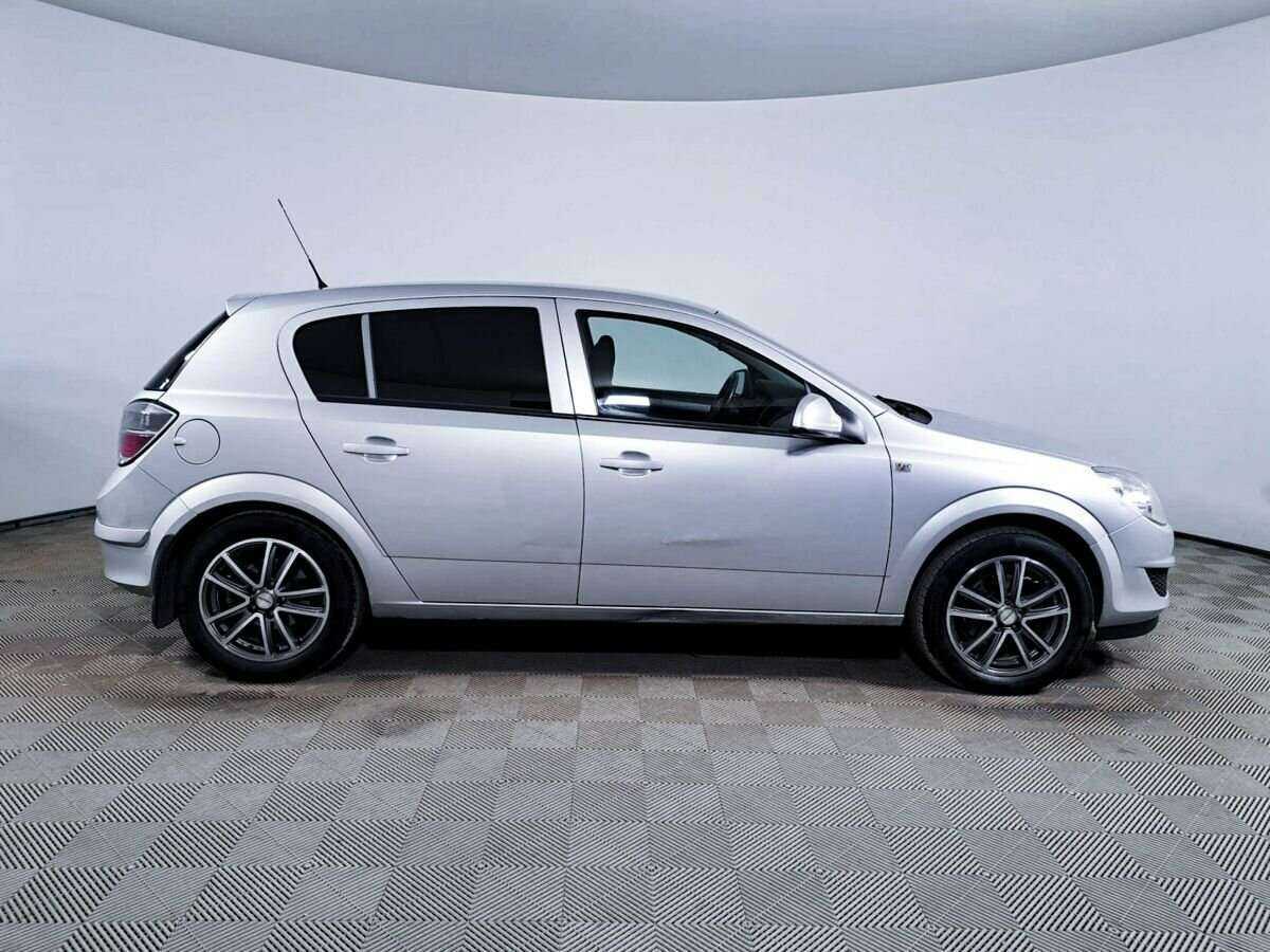 Купить Opel Astra, 2013, 185 500 км, фото №4