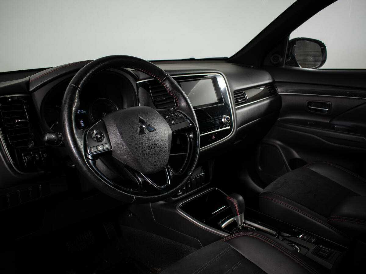 Купить Mitsubishi Outlander, 2021, 43 633 км, фото №11