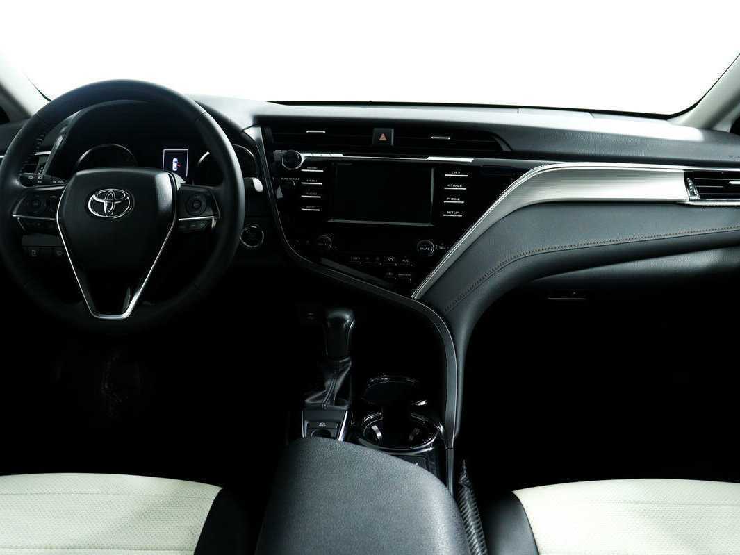 Купить Toyota Camry, 2019, 69 296 км, фото №11