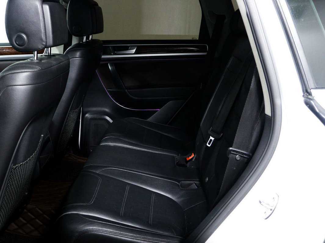Купить Volkswagen Touareg, 2012, 168 392 км, фото №12
