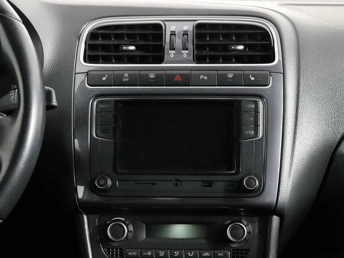 Купить Volkswagen Polo, 2020, 55 600 км, фото №12