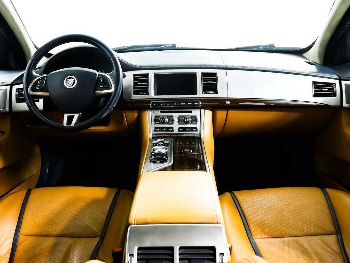 Купить Jaguar XF, 2012, 137 208 км, фото №9