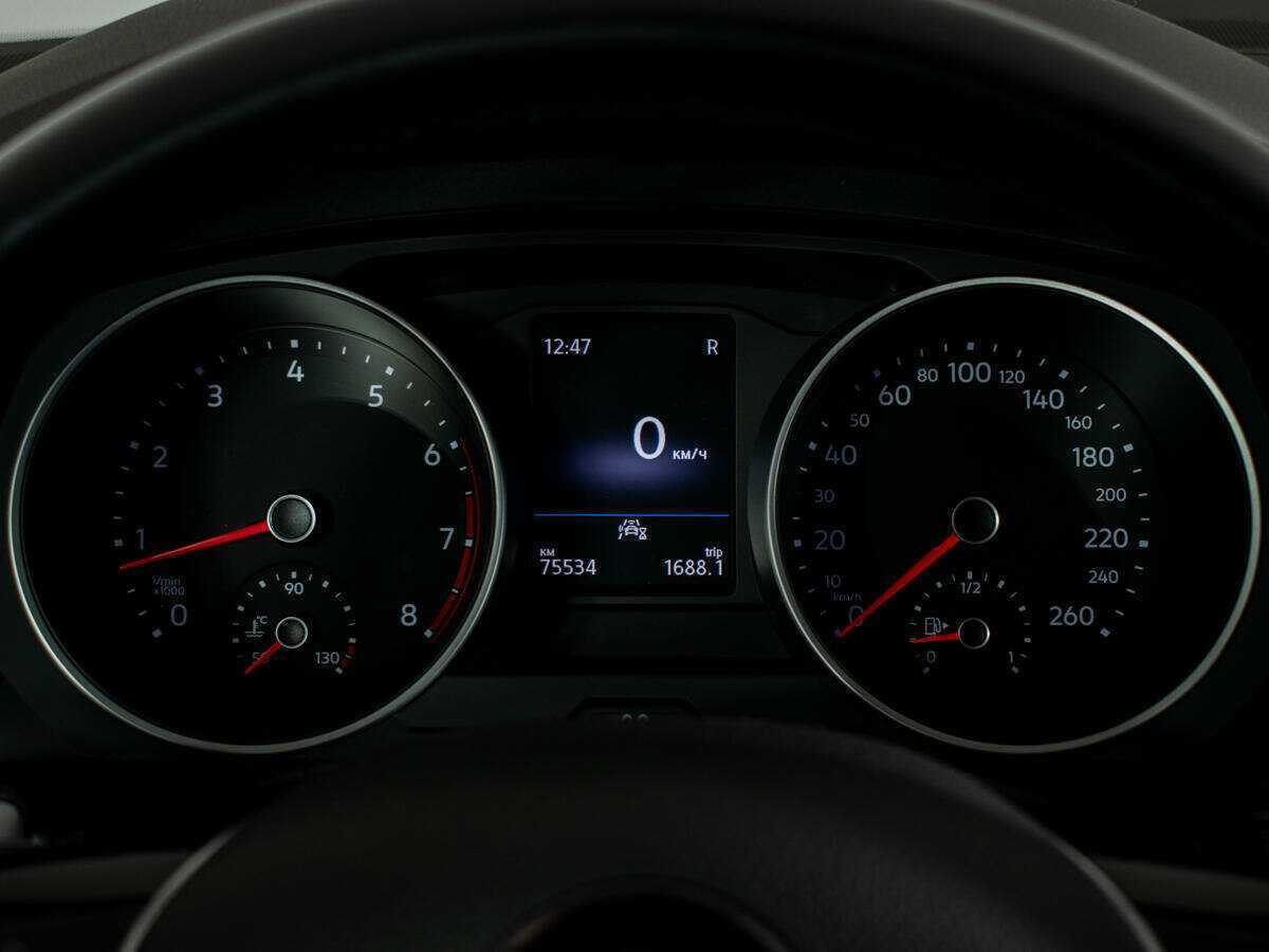 Купить Volkswagen Tiguan L, 2020, 75 530 км, фото №10