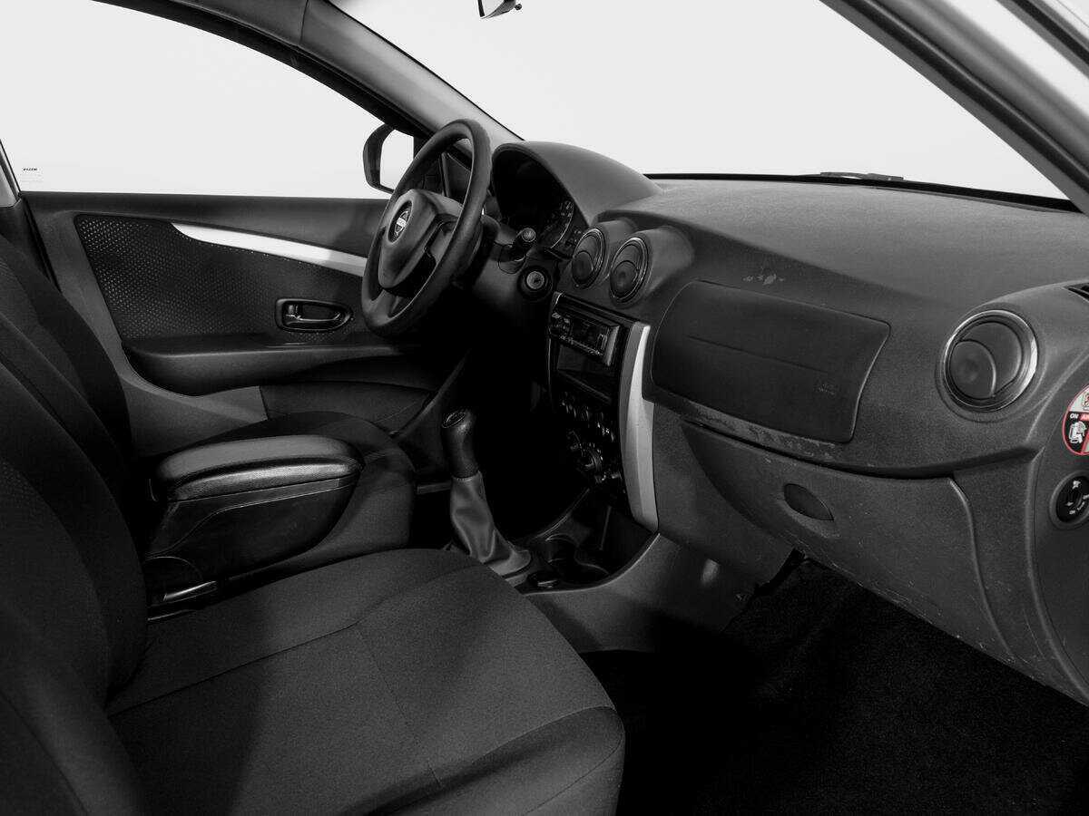 Купить Nissan Almera, 2017, 96 975 км, фото №9