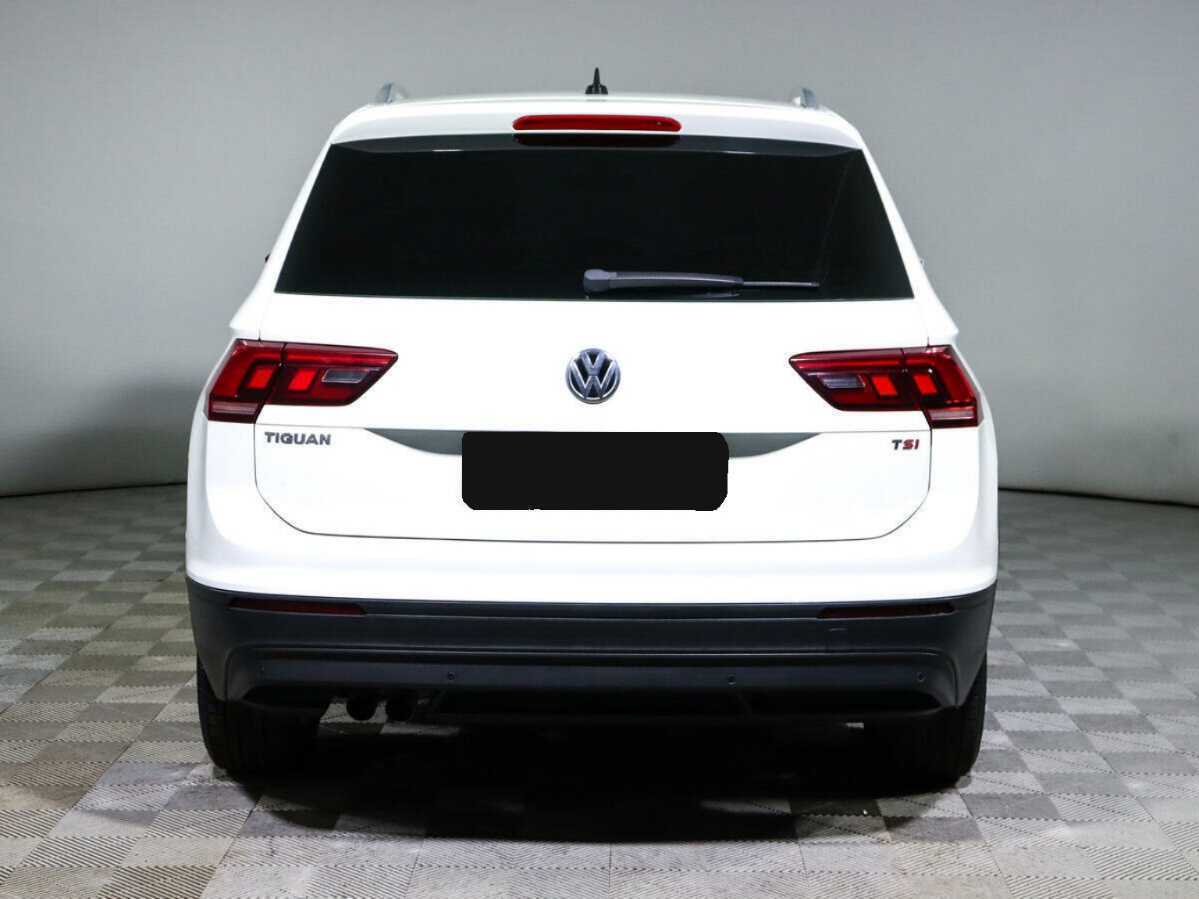 Купить Volkswagen Tiguan, 2017, 107 600 км, фото №5