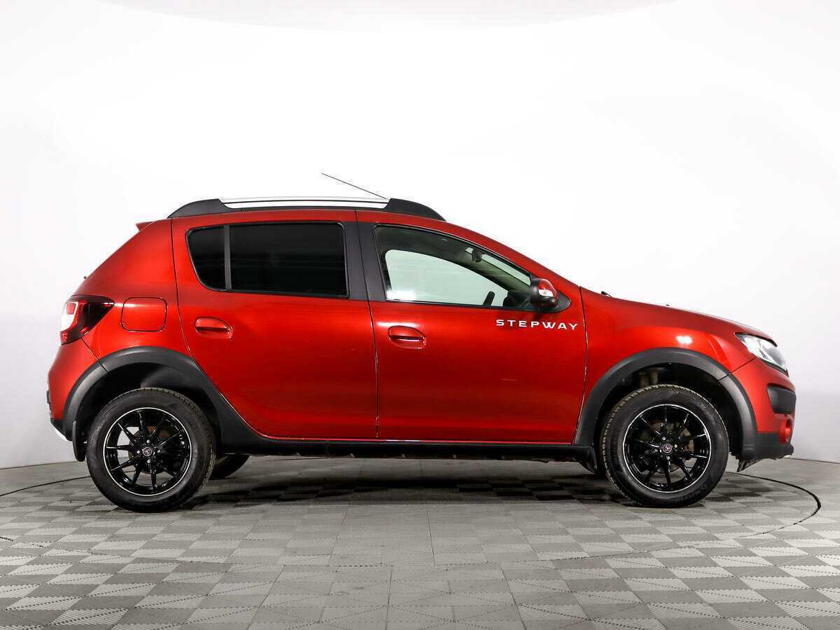 Купить Renault Sandero Stepway, 2016, 80 720 км, фото №4