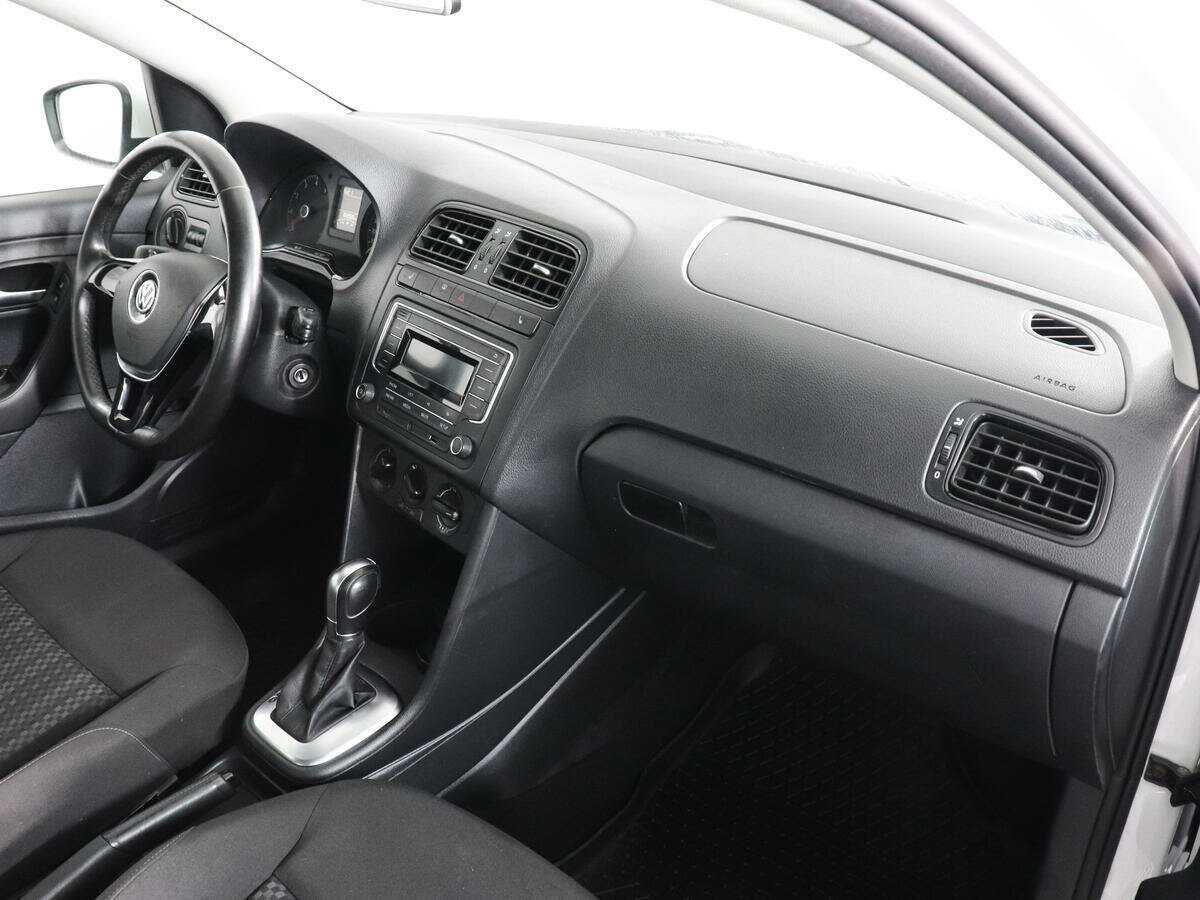 Купить Volkswagen Polo, 2018, 166 967 км, фото №10