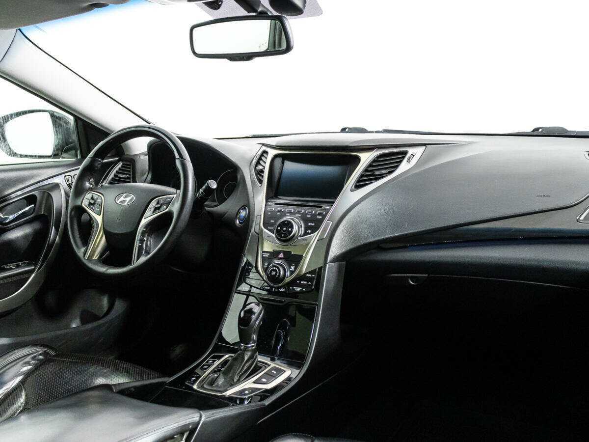 Купить Hyundai Grandeur, 2013, 338 731 км, фото №9