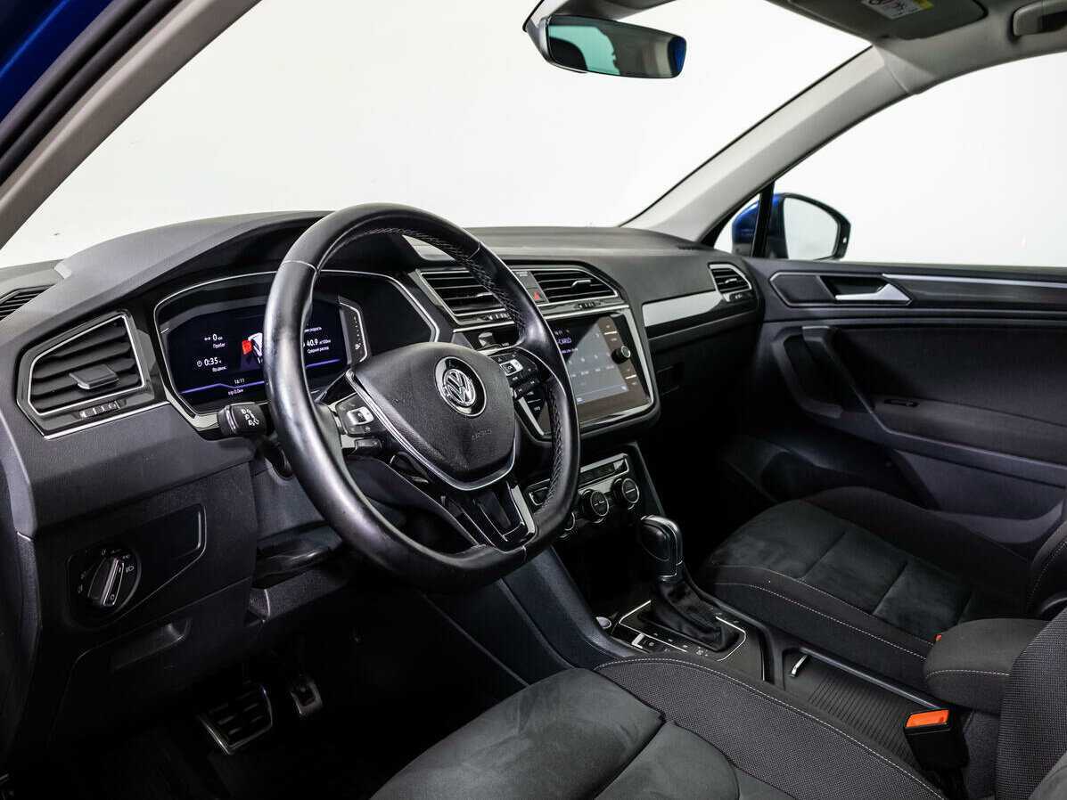 Купить Volkswagen Tiguan L, 2019, 100 000 км, фото №9