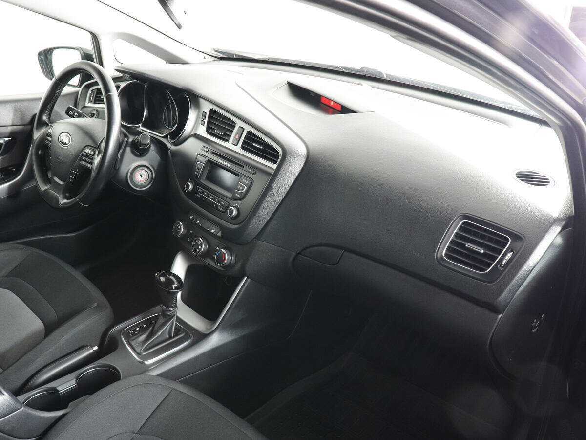 Купить Kia Ceed, 2012, 197 909 км, фото №7