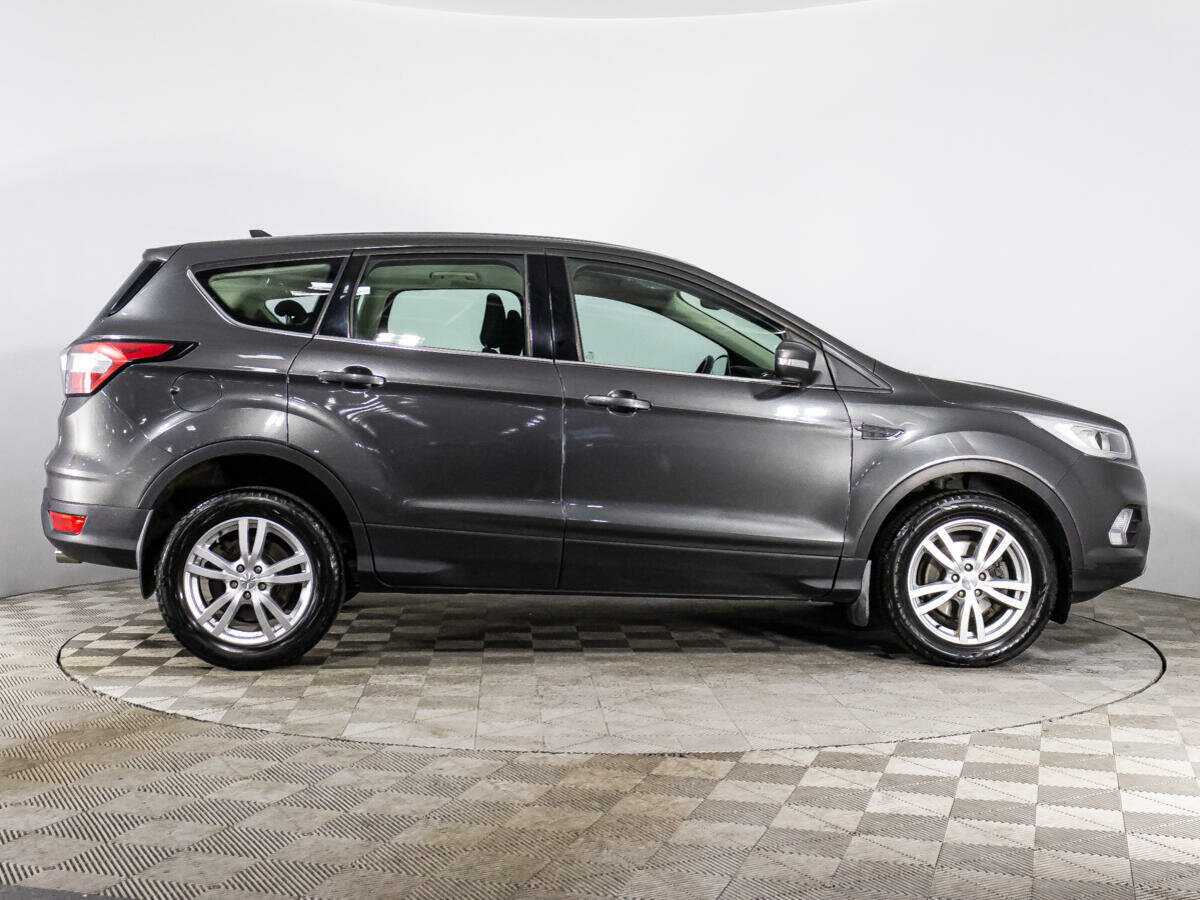 Купить Ford Kuga, 2017, 81 760 км, фото №4