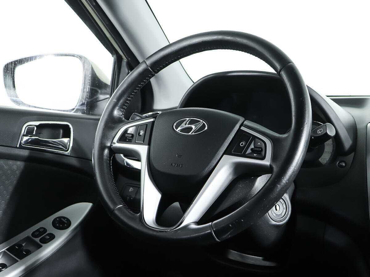 Купить Hyundai Solaris, 2012, 178 384 км, фото №14