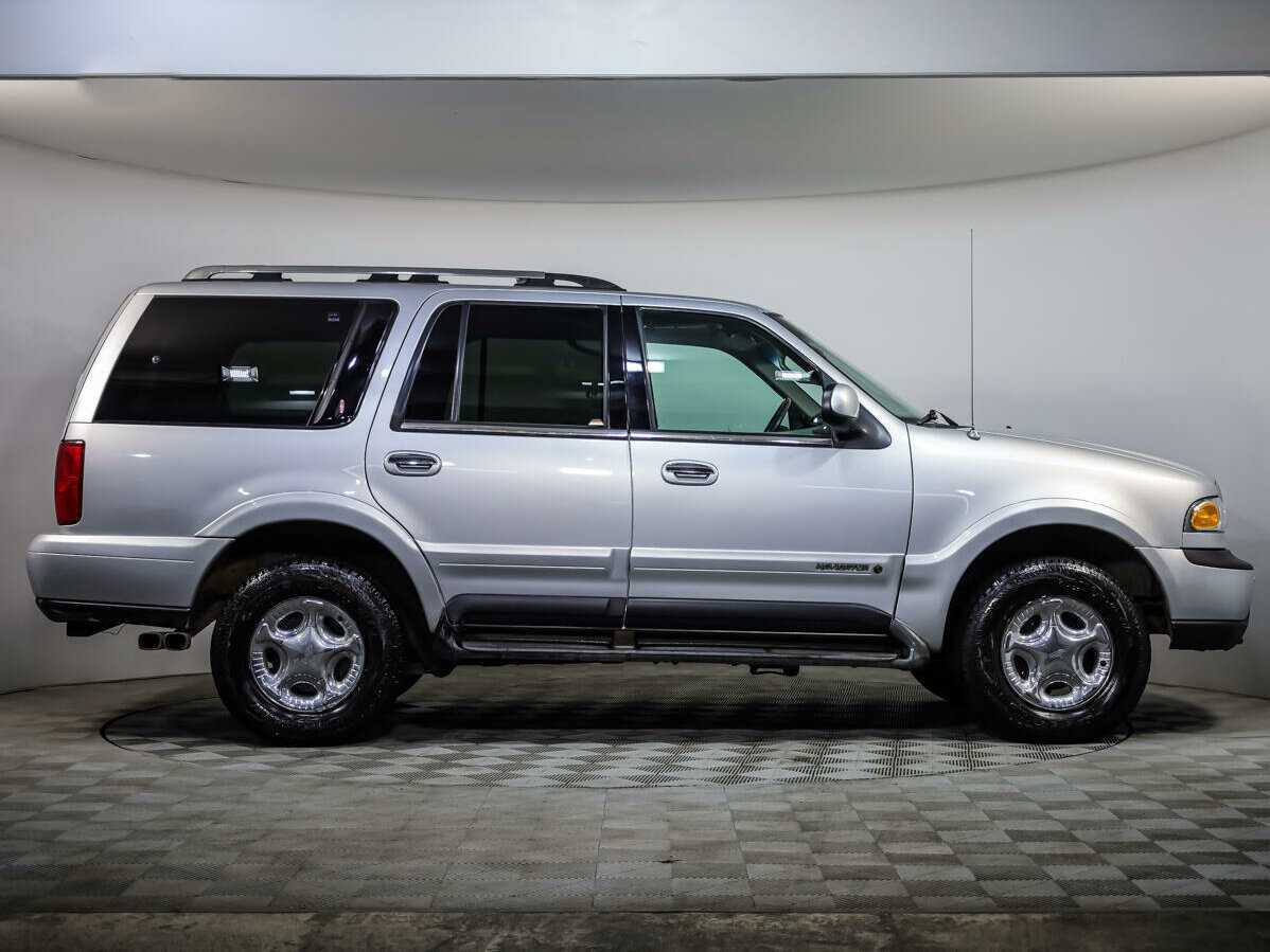 Lincoln Navigator