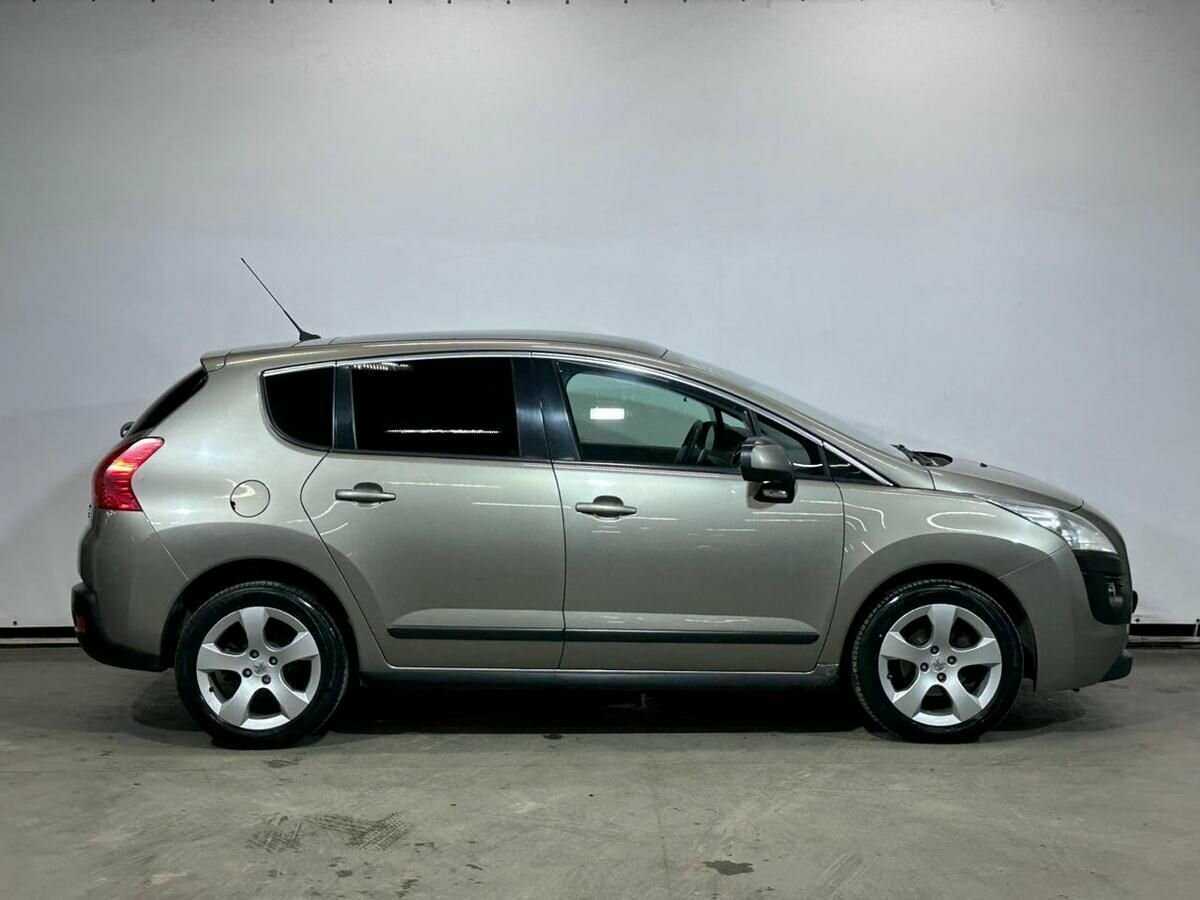 Купить Peugeot 3008, 2012, 338 771 км, фото №4