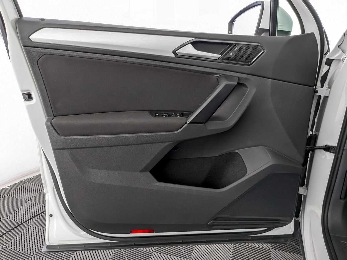 Купить Volkswagen Tiguan, 2017, 149 199 км, фото №15