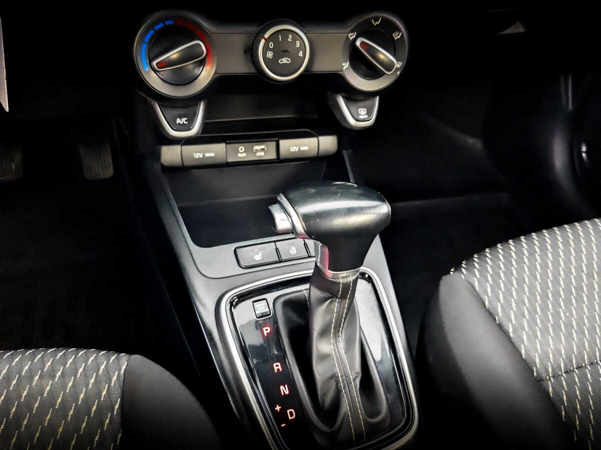 Купить Kia Rio X-Line, 2019, 168 312 км, фото №21