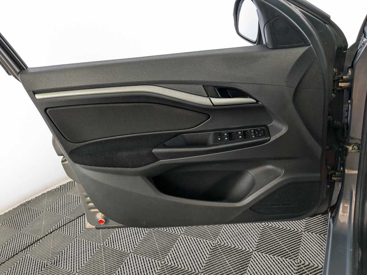 Купить Lada (ВАЗ) Vesta, 2020, 84 591 км, фото №14