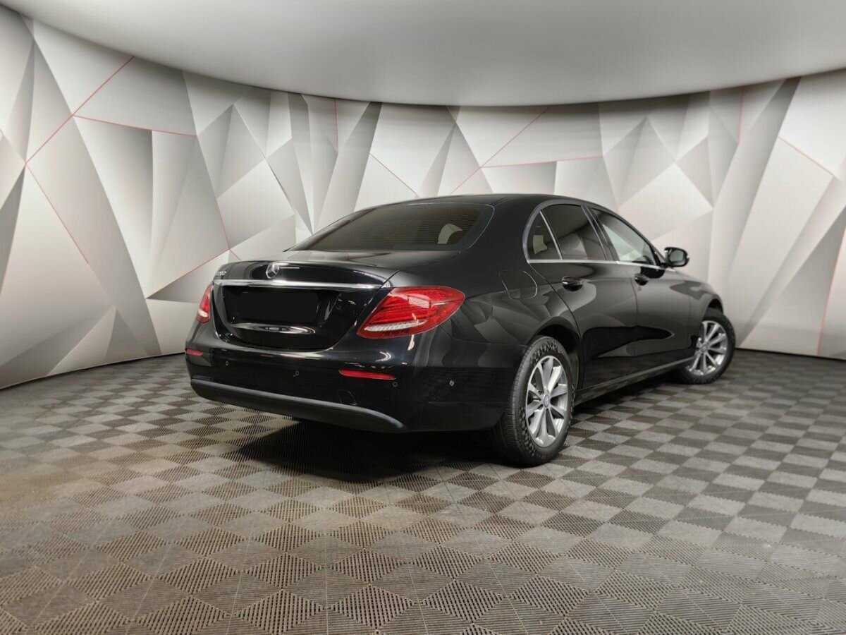 Mercedes-Benz E-Класс