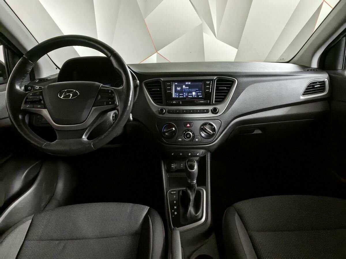 Купить Hyundai Solaris, 2017, 163 532 км, фото №10