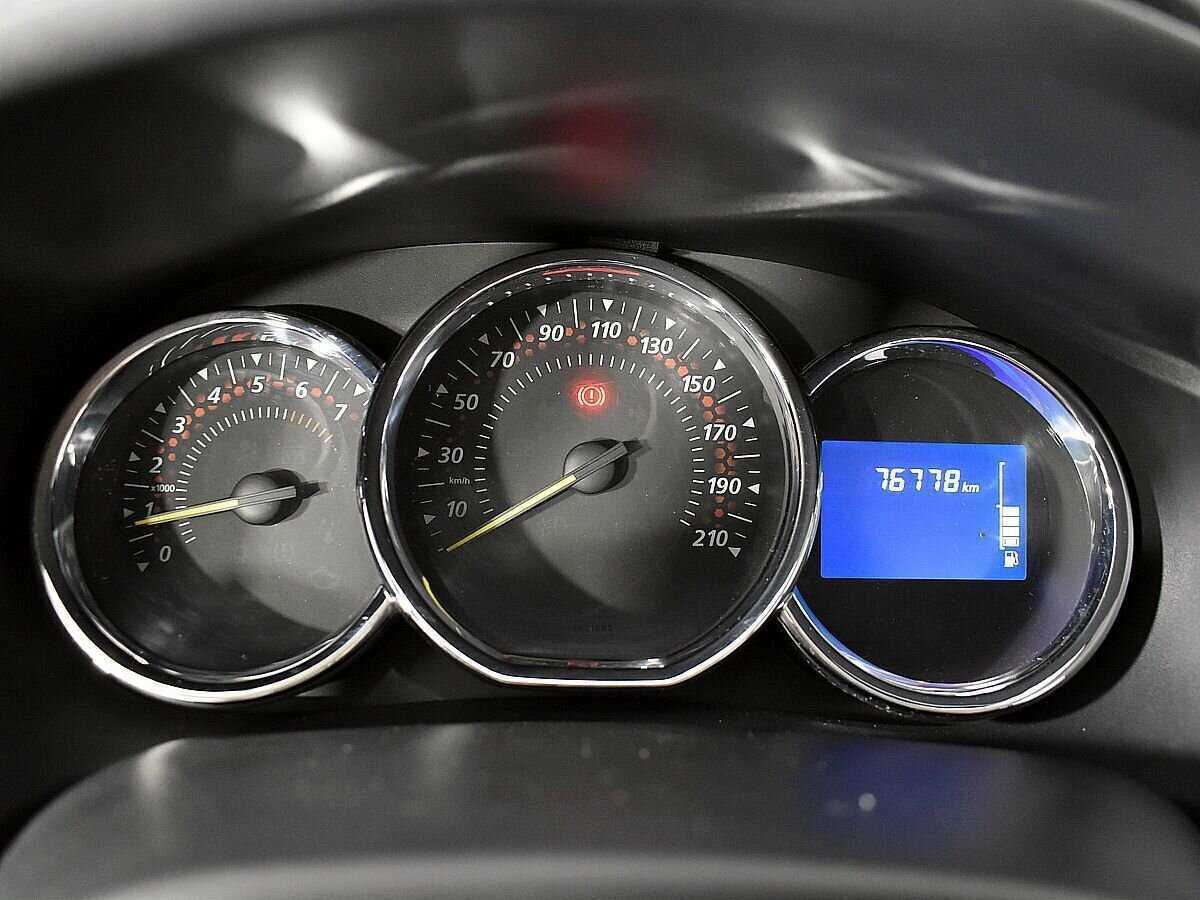 Купить Renault Sandero Stepway, 2016, 76 776 км, фото №12