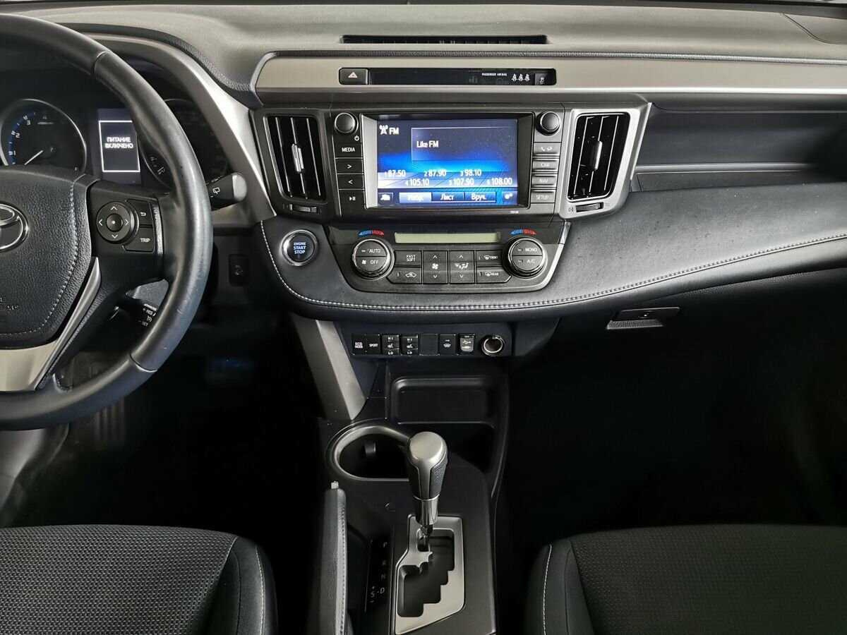 Купить Toyota RAV4, 2018, 133 788 км, фото №11