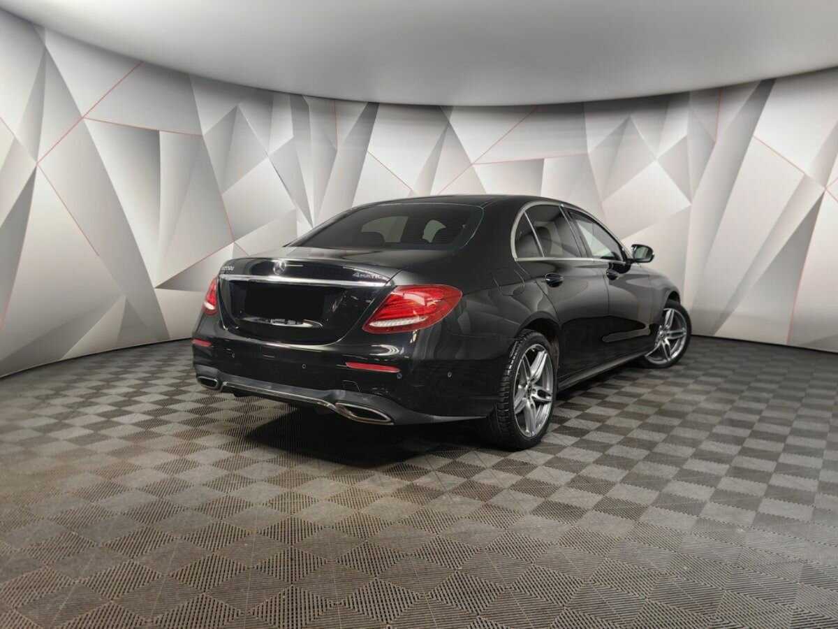 Mercedes-Benz E-Класс