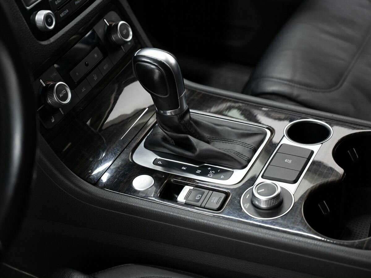 Купить Volkswagen Touareg, 2015, 150 366 км, фото №18