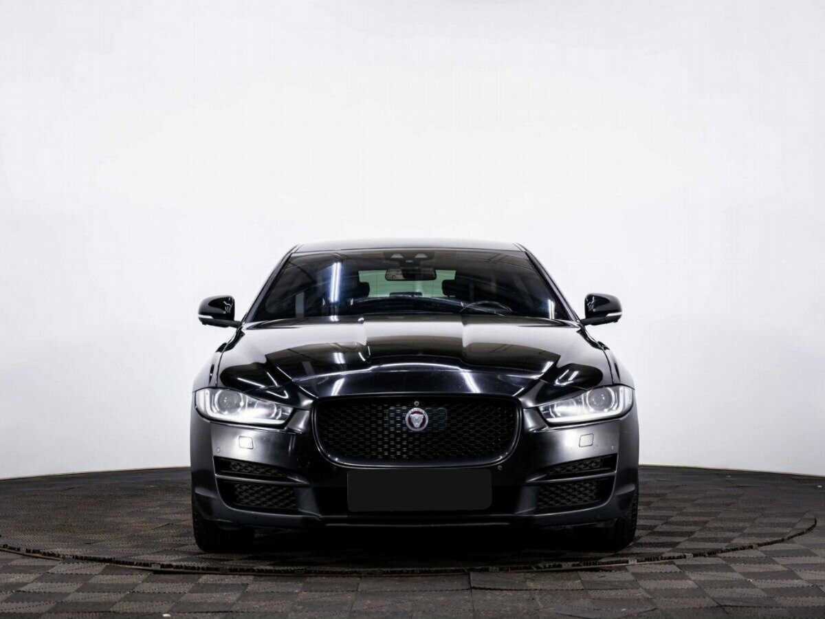 Jaguar XE