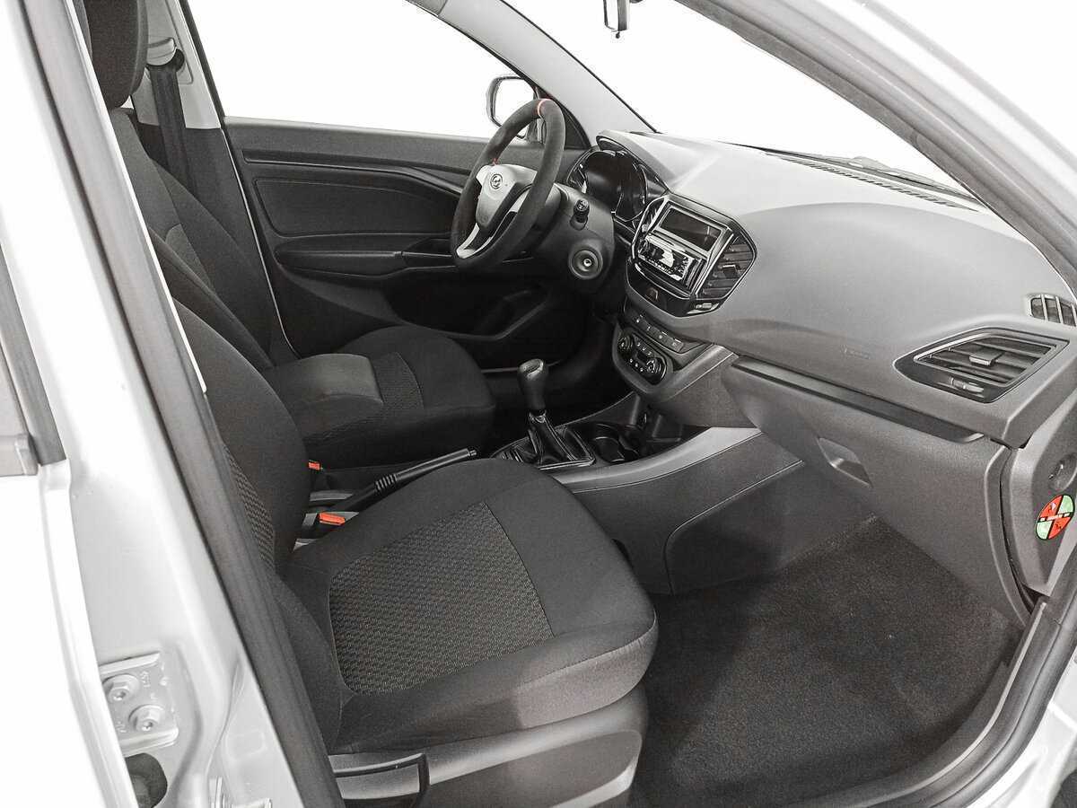 Купить Lada (ВАЗ) Vesta, 2018, 139 307 км, фото №9