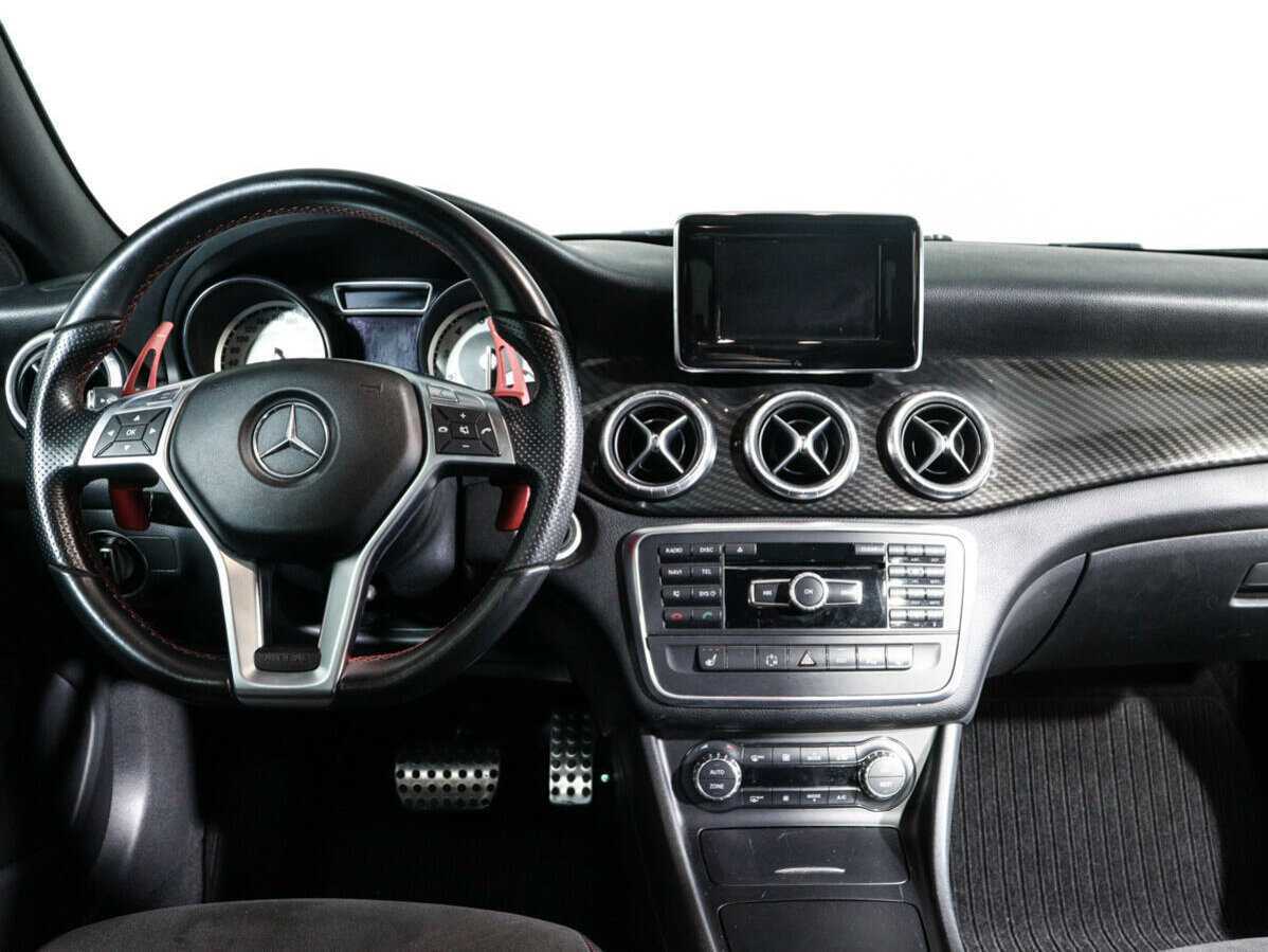 Купить Mercedes-Benz CLA 200, 2013, 67 000 км, фото №11
