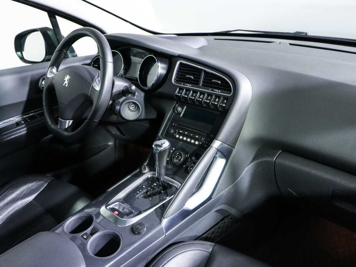 Купить Peugeot 3008, 2013, 145 570 км, фото №9