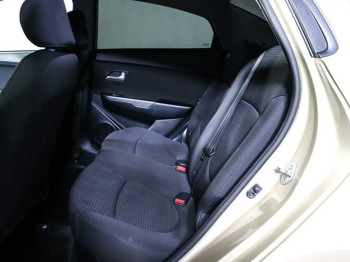 Купить Kia Rio, 2015, 161 702 км, фото №10