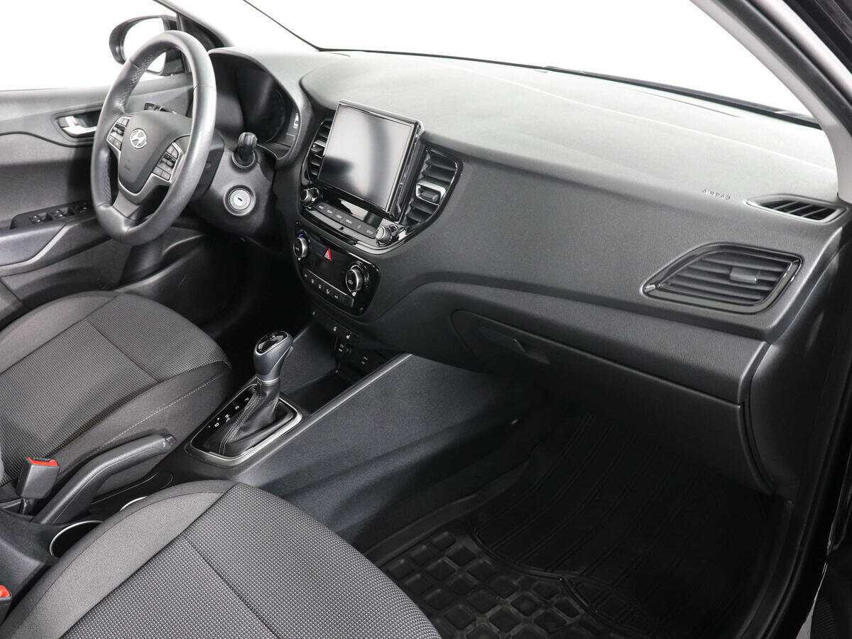 Купить Hyundai Solaris, 2021, 35 235 км, фото №10