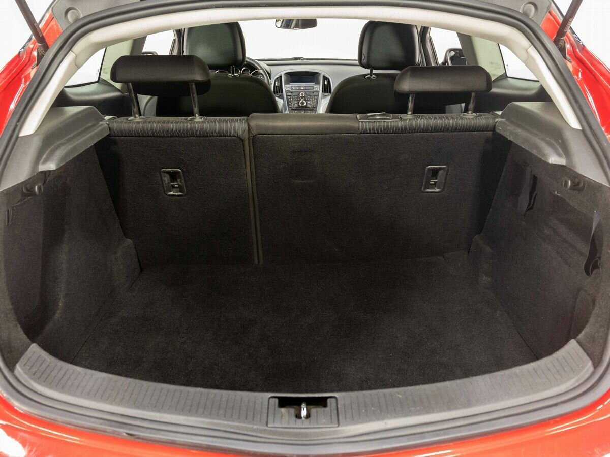 Купить Opel Astra GTC, 2012, 320 317 км, фото №22