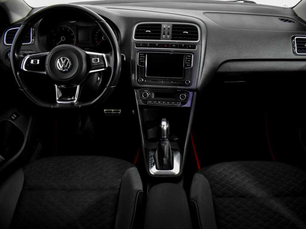 Купить Volkswagen Polo, 2018, 97 446 км, фото №13