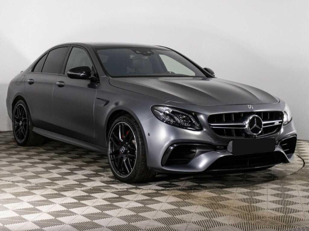 Mercedes-Benz E-Класс AMG