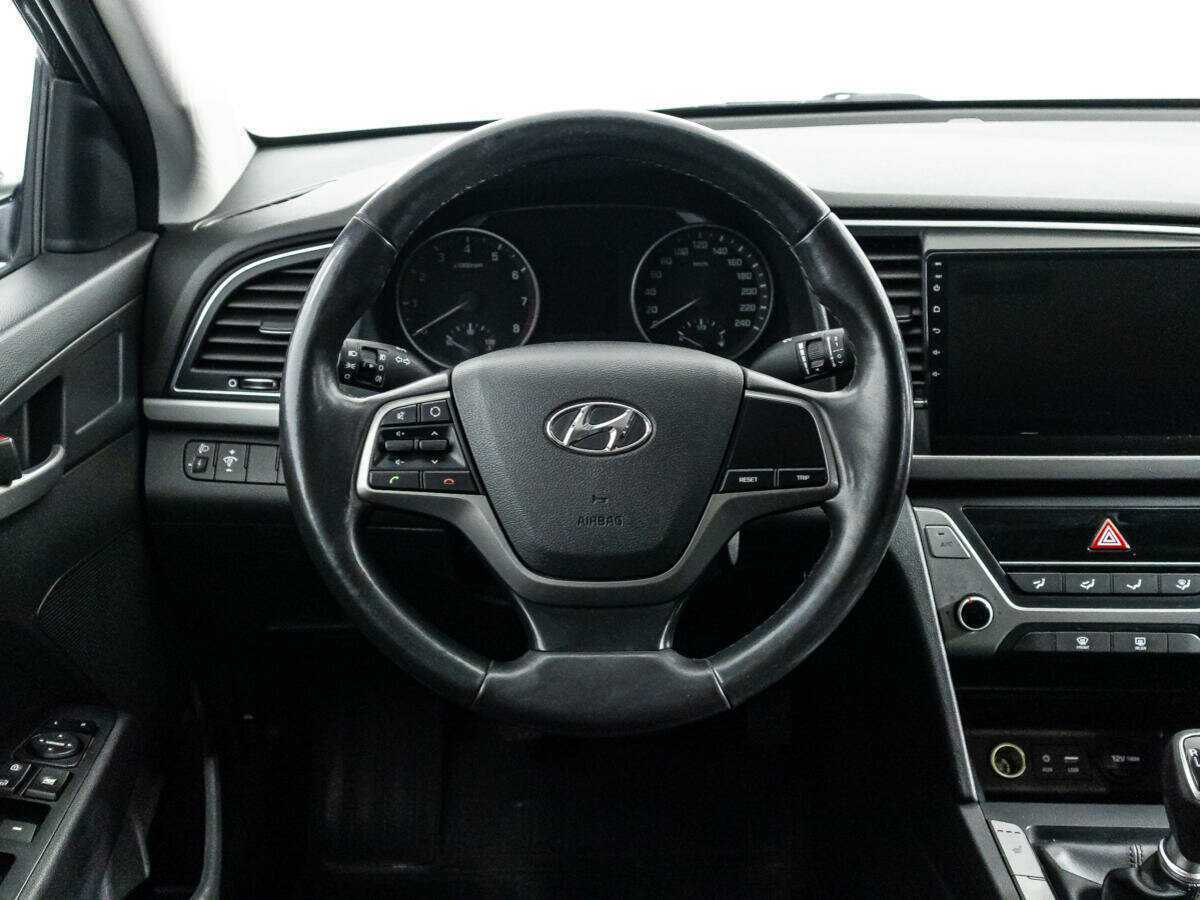 Купить Hyundai Elantra, 2017, 153 266 км, фото №18