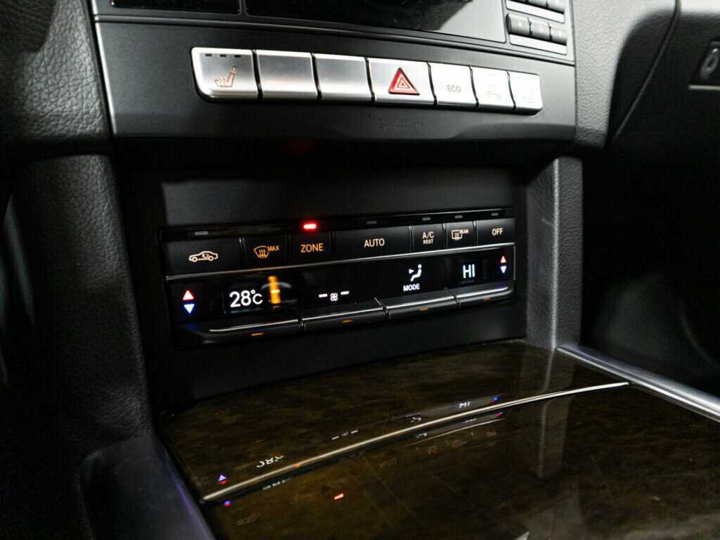 Купить Mercedes-Benz E-Класс 200, 2015, 168 376 км, фото №17