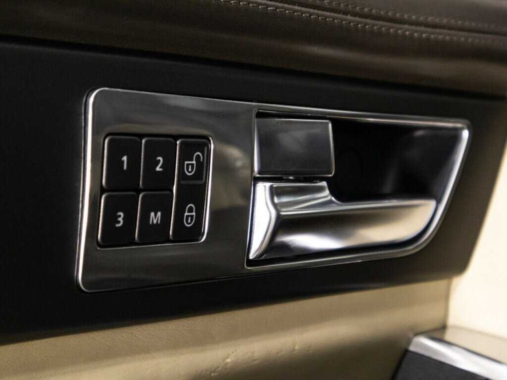 Купить Land Rover Discovery, 2013, 185 377 км, фото №20