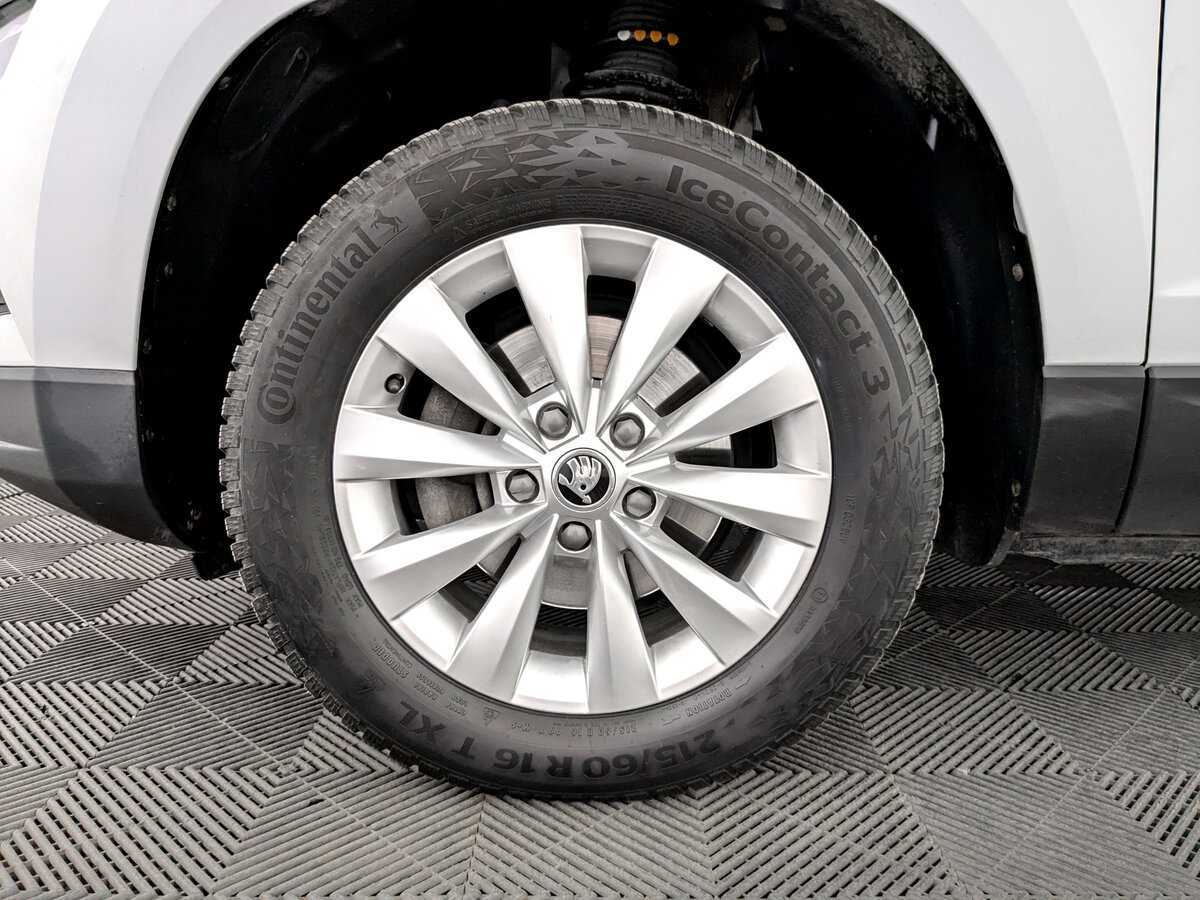 Купить Skoda Karoq, 2021, 68 924 км, фото №18