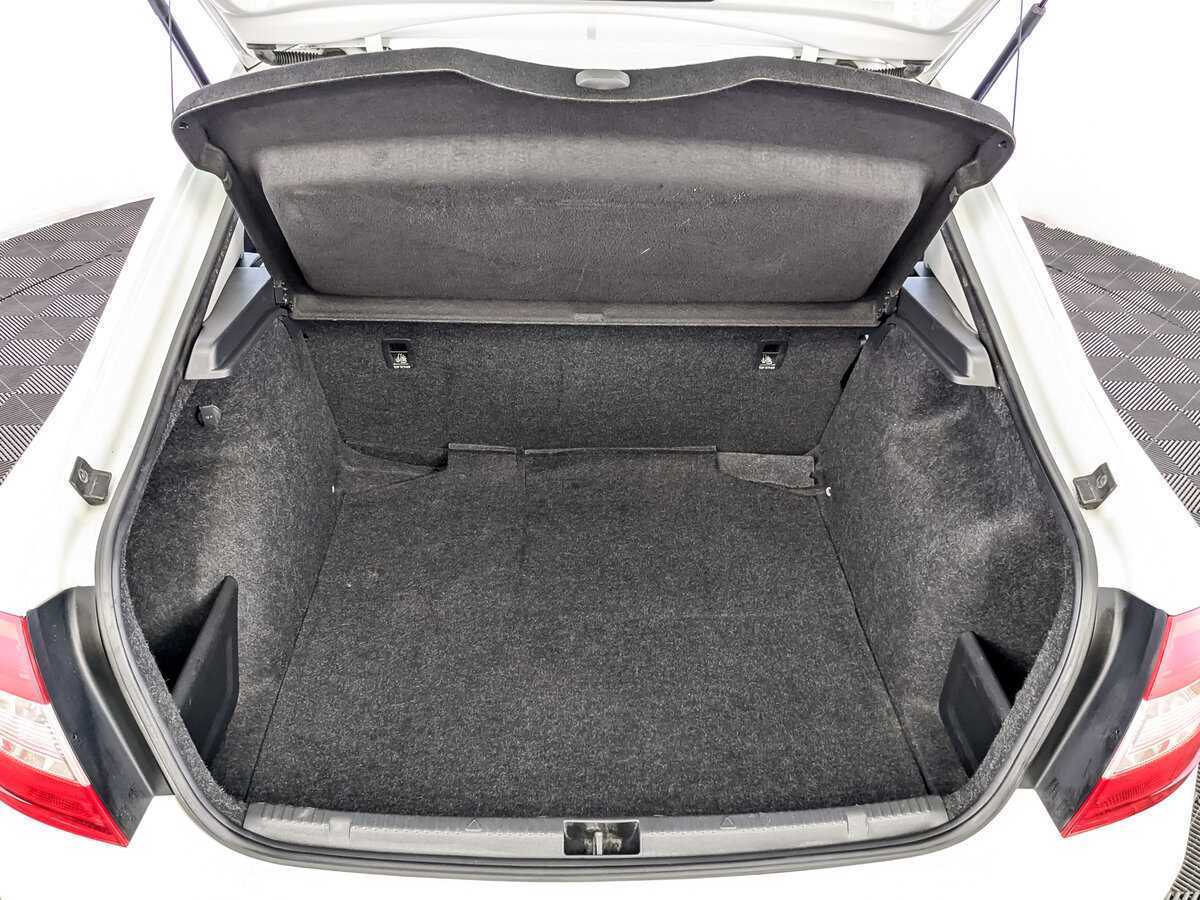 Купить Skoda Rapid, 2017, 79 526 км, фото №10