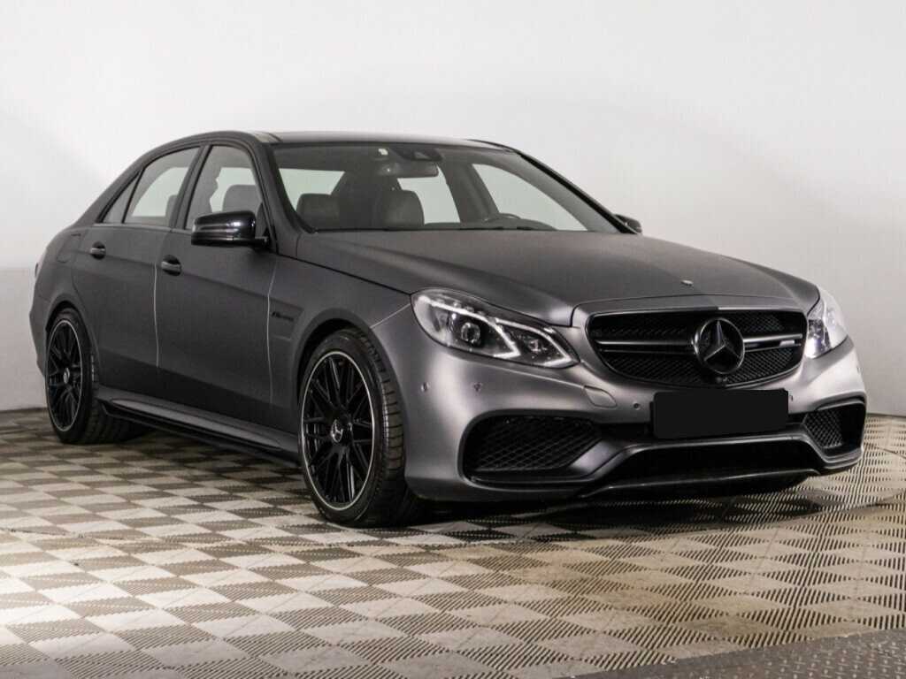Mercedes-Benz E-Класс AMG