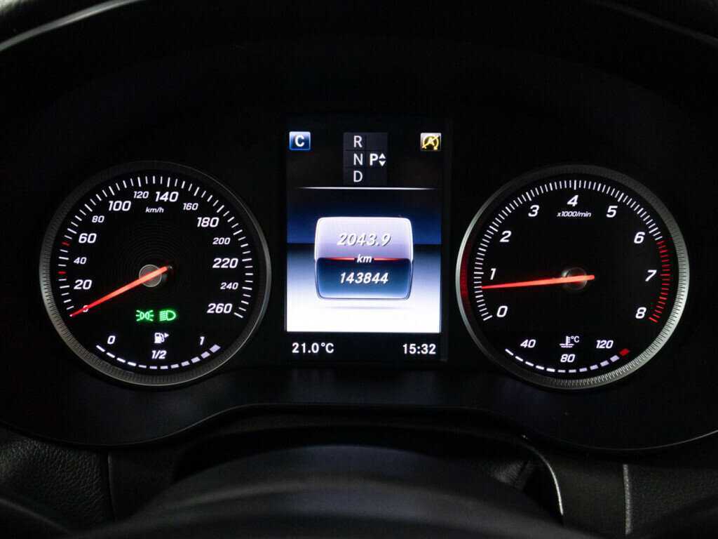 Купить Mercedes-Benz C-Класс 200, 2015, 143 843 км, фото №12