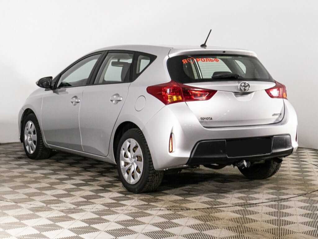 Купить Toyota Auris, 2013, 183 559 км, фото №7