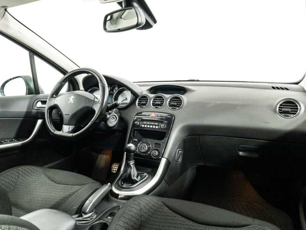 Купить Peugeot 308, 2012, 160 572 км, фото №9