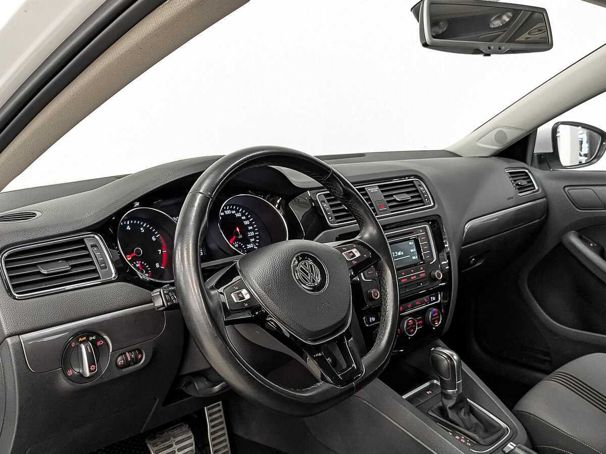 Купить Volkswagen Jetta, 2016, 51 400 км, фото №15
