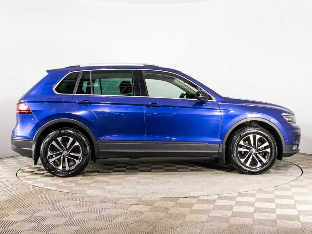 Купить Volkswagen Tiguan, 2019, 116 996 км, фото №4