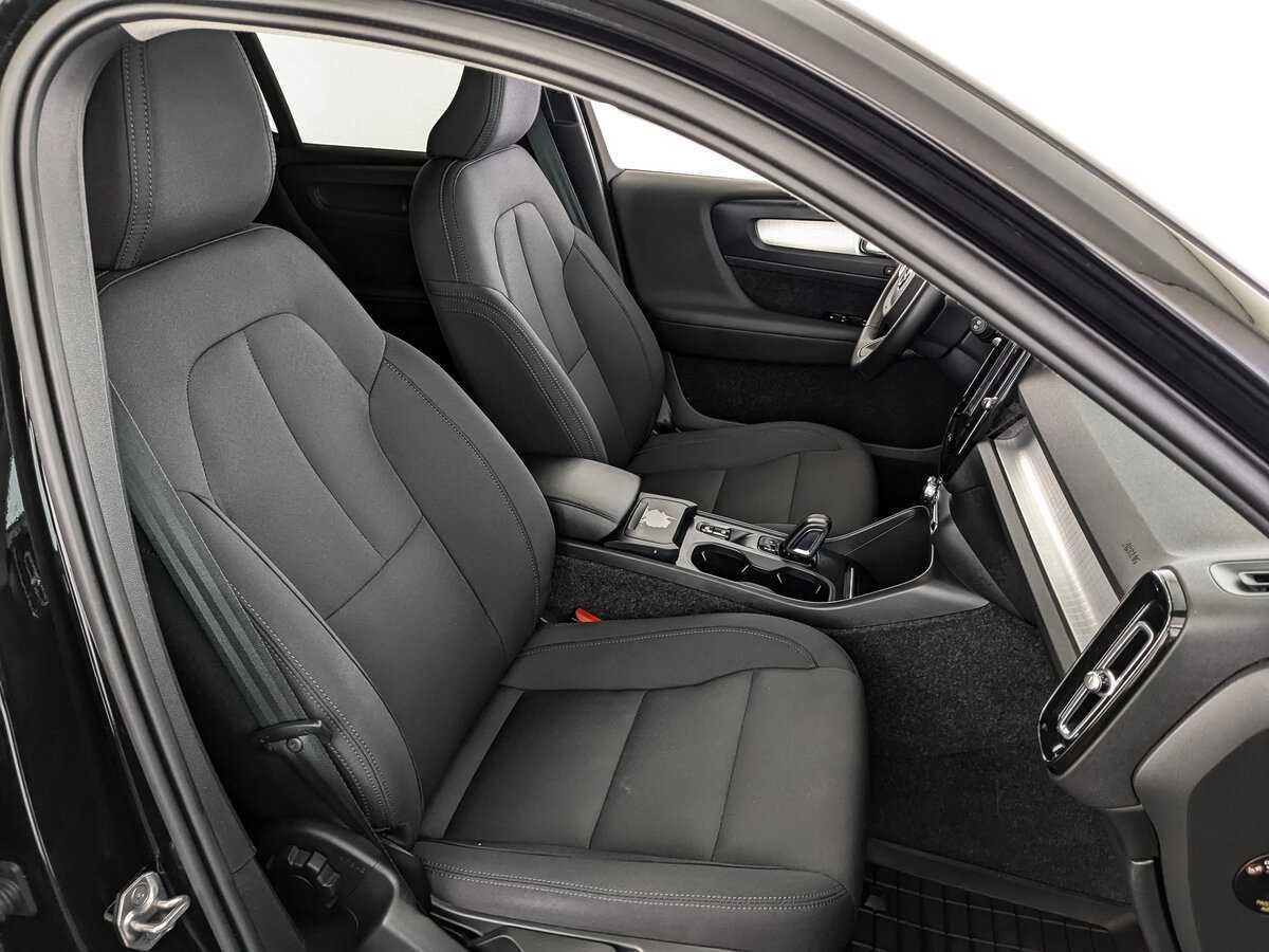 Купить Volvo XC40, 2021, 66 788 км, фото №23